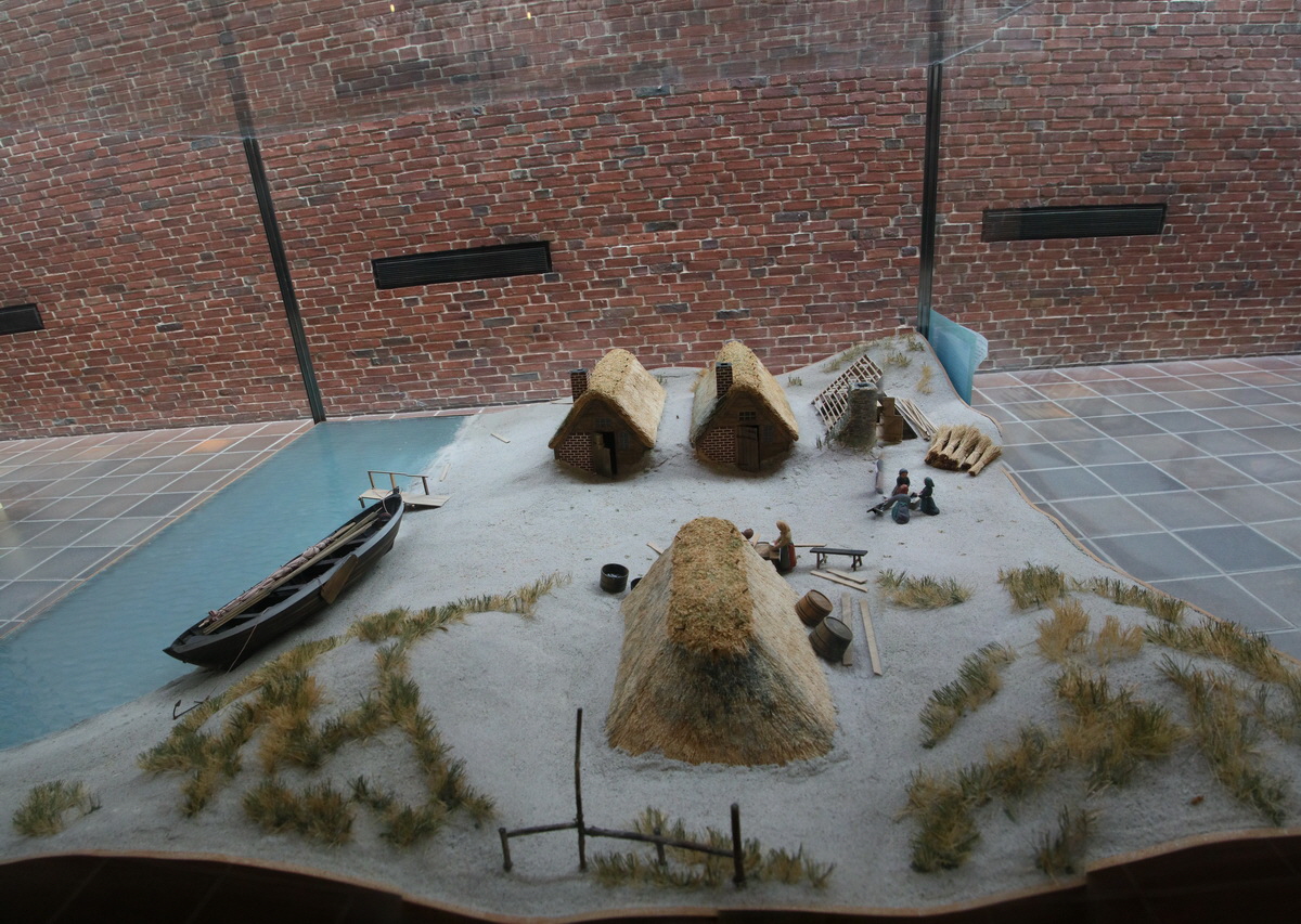 [Group 4]-2015_09_12_015810_2015_09_12_015815-6 images_Bildgr��e �ndern