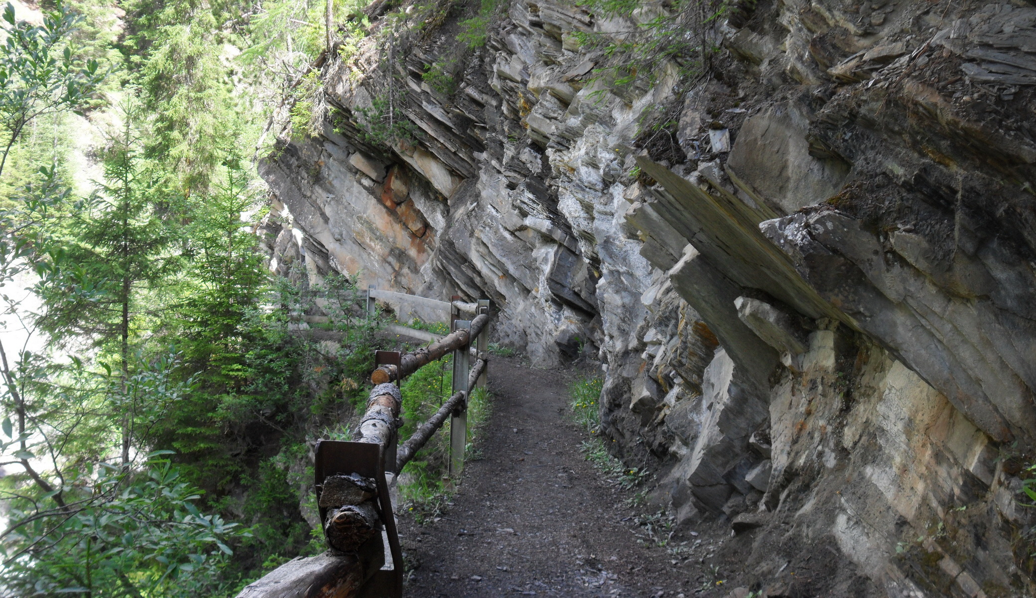 [Group 8]-SAM_0284_SAM_0286-3 images_Bildgr��e �ndern